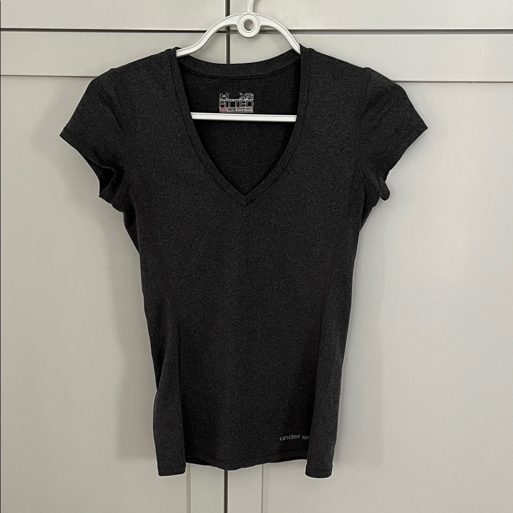 Under Armour Women's Charcoal V-Neck Tee
